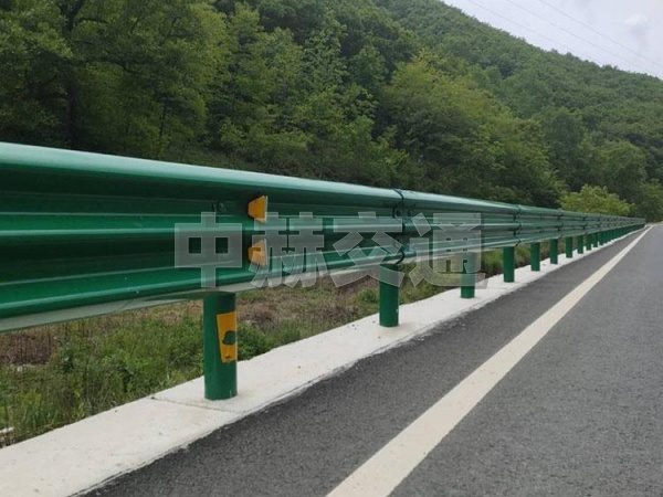 6029喷塑 三波护栏板